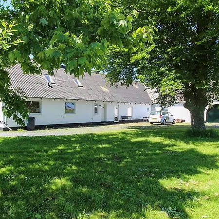 Five-bedroom Holiday In * Vra