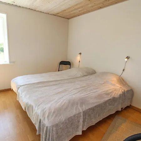 Five-bedroom Holiday In Holiday home *