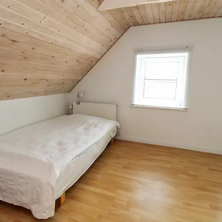 Five-bedroom Holiday In *